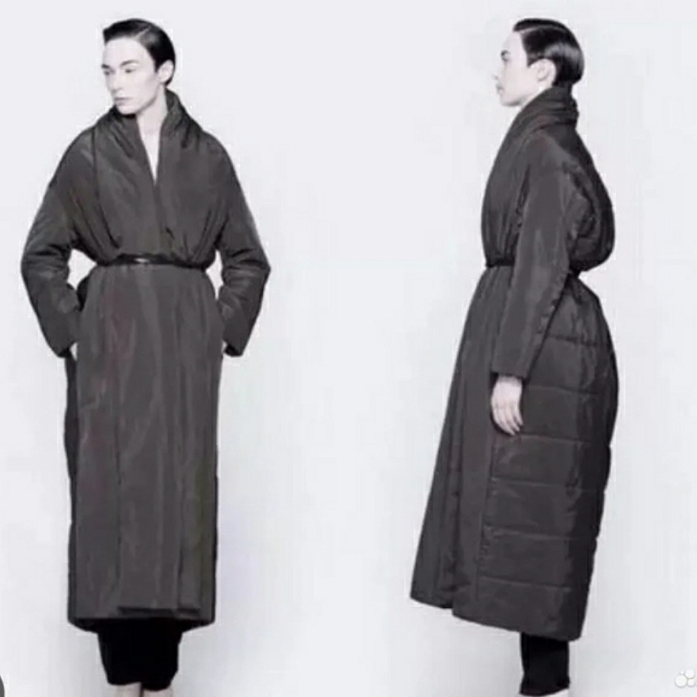 Cyrille Gassiline | Oversized Quilted Blanket-style Puffer Wrap Coat
